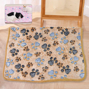 Pet Soft Cat Dog  Blanket / Towel Soft Warm Sleep Mat (60×45 Cm / 1 Pc / Mix Color & Design)