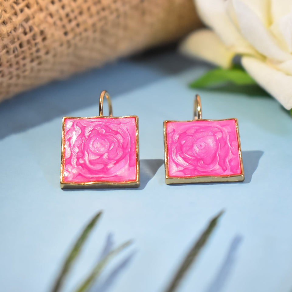 Elegant Square Design Earrings – Bold Yet Timeless