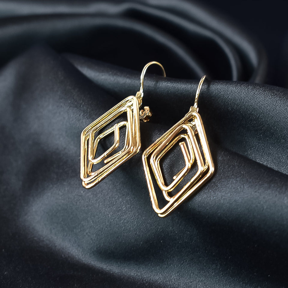 Diamound Shape Gold Plated Modern Design Earrings