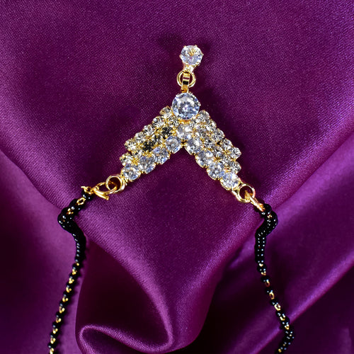 Short Mangalsutra Designs Stylish New Gold Plated Necklace Fancy Mangalsutra Maharashtra Tasmania American Diamond Single Line Gold & Black Beads Chain Latest Designs For Women