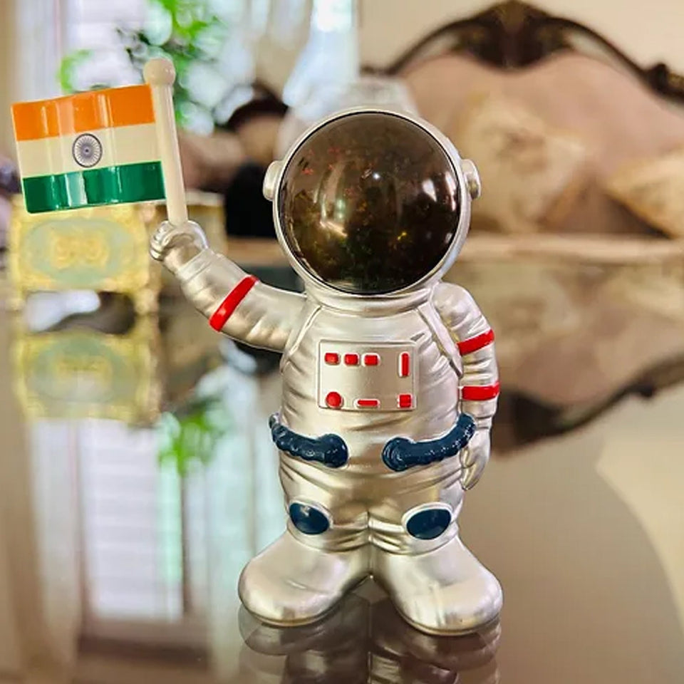 Solar Power Astronaut Ornament Moving Hand with Indian Flag (1 Pc)