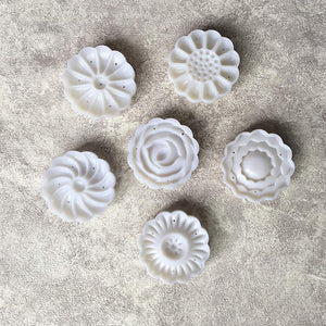 Mooncake Mold with 6 Stamps (1 Set)