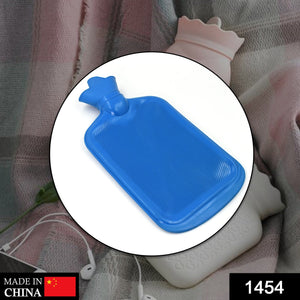 Hot water Bag 1400 ML used in all kinds of household and medical purposes as a pain relief from muscle and neural problems.