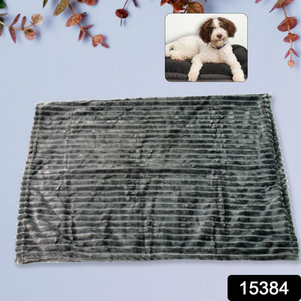 Pet Soft Cat Dog Blanket / Towel (110×70 Cm / 1 Pc / Mix Color & Design)