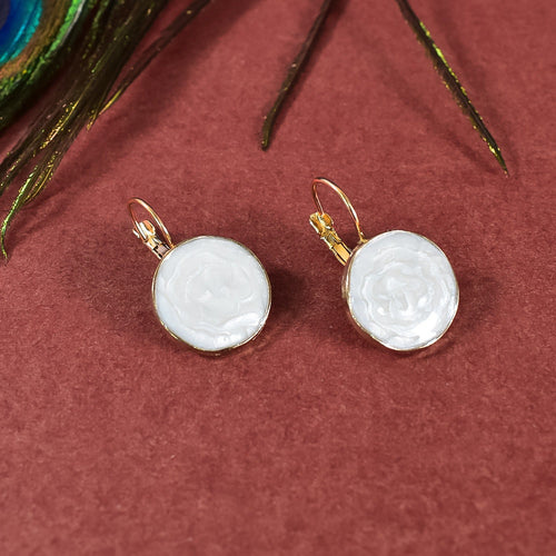 Elegant White Blossom Earrings Set