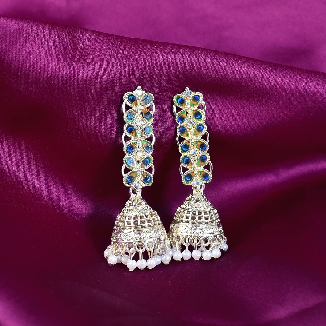 Exquisite and Timeless New-Design Jumka Earrings with Intricate Detailing for a Regal Look