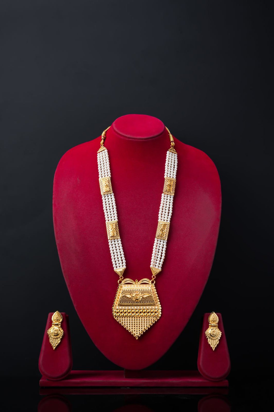 Moti Rani Har Necklace with Earring Set