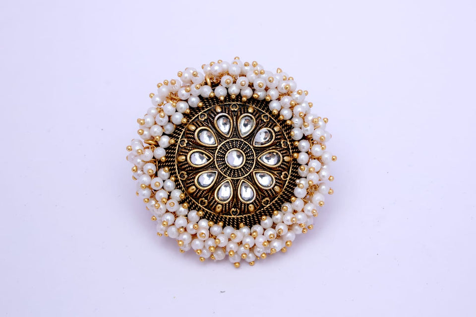 white guchha ring Alloy Gold Plated Ring