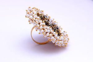 white guchha ring Alloy Gold Plated Ring